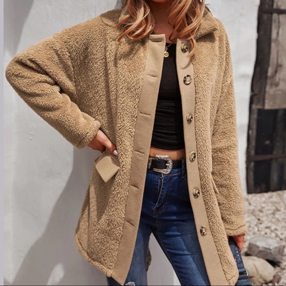 Jackets & Blazers - Contrast details button up Sherpa Shacket